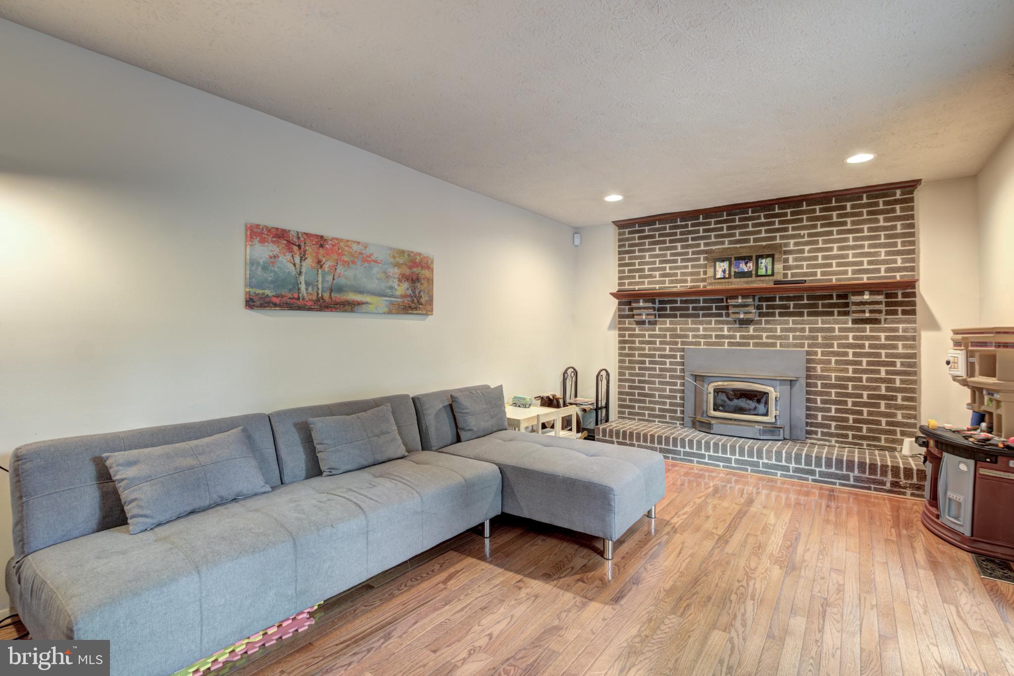 2839 Edgelea Road Vienna, VA 22181 - Photo 20 of 41