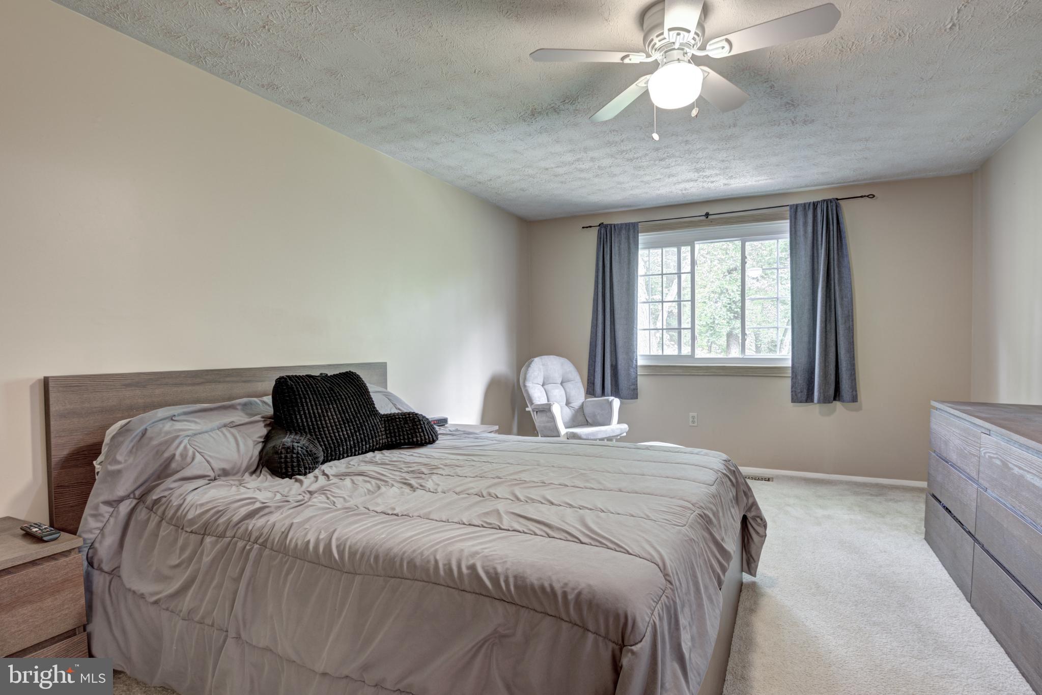 2839 Edgelea Road Vienna, VA 22181 - Photo 23 of 41