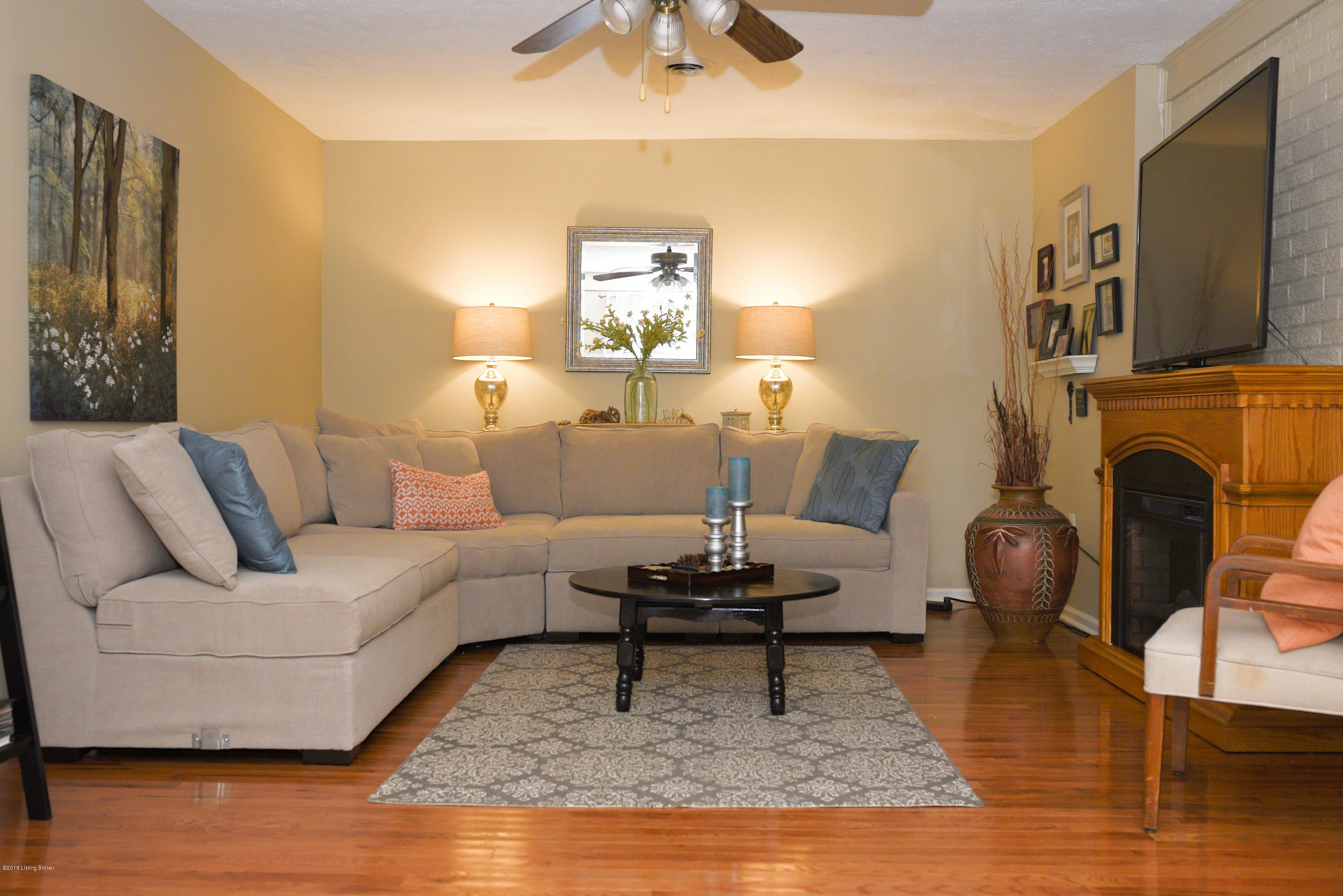 8200 Virginia Road Louisville, KY 40258 - Photo 31 of 50 family room tv area