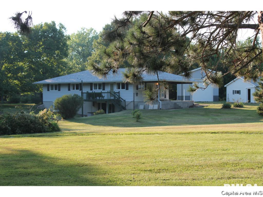 6180 Chicken Bristle Road Rochester, IL 62563 - Photo 1 of 35