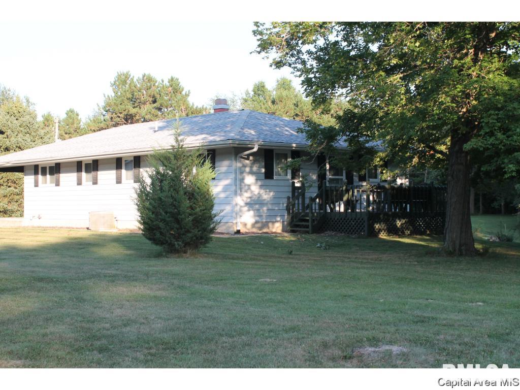 6180 Chicken Bristle Road Rochester, IL 62563 - Photo 2 of 35