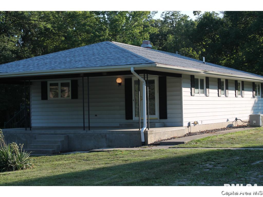 6180 Chicken Bristle Road Rochester, IL 62563 - Photo 5 of 35