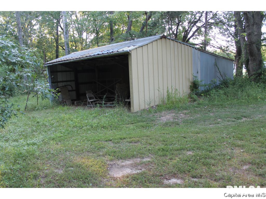 6180 Chicken Bristle Road Rochester, IL 62563 - Photo 8 of 35