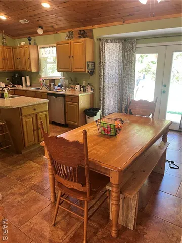 $350,000 | 2634 Wayne 220b, Silva, MO 63964