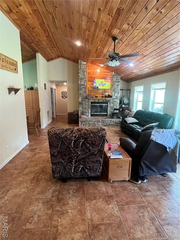 $350,000 | 2634 Wayne 220b, Silva, MO 63964