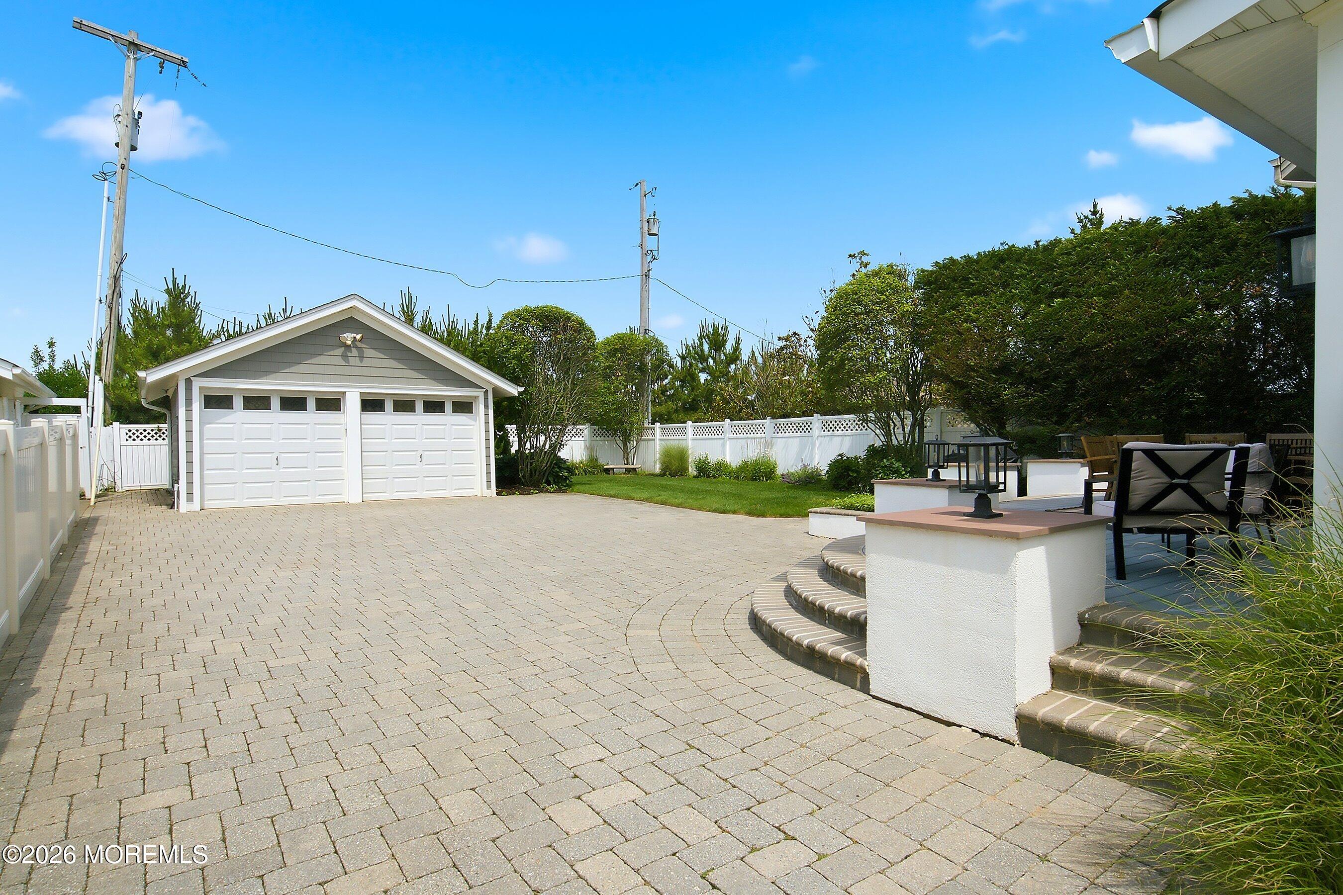 2007 Ocean Avenue North Spring Lake, NJ 07762 - Photo 48 of 86 14
