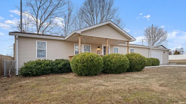 $224,900 | 717 W Street, Bedford, IN 47421