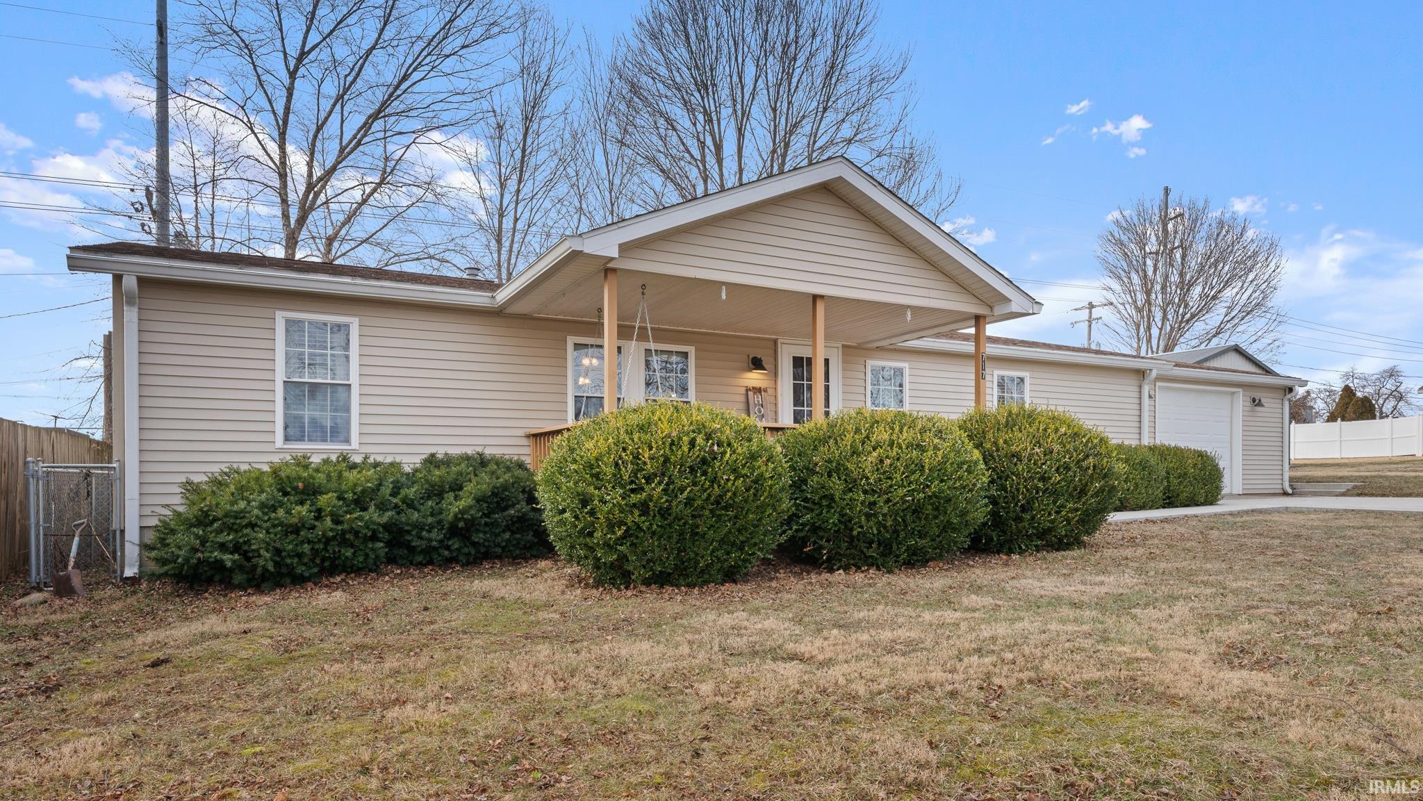 717 W Street Bedford, IN 47421 - Photo 1 of 30