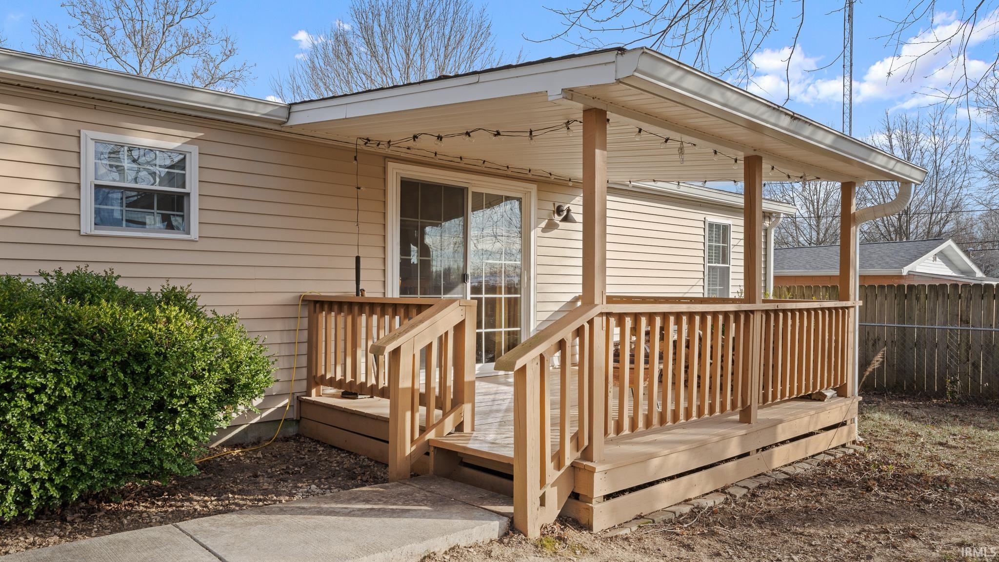 717 W Street Bedford, IN 47421 - Photo 7 of 30