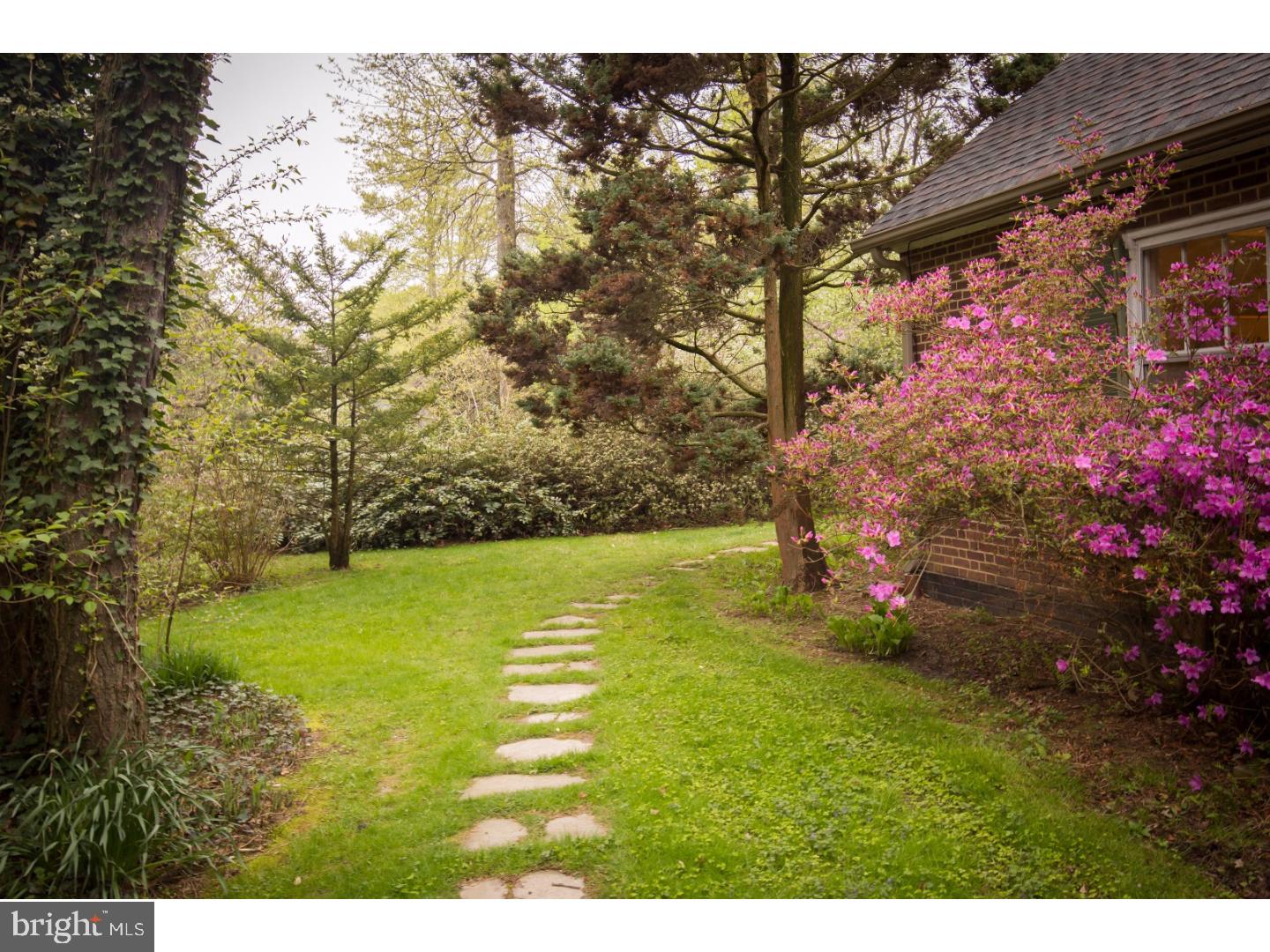 415 Crescent Road Wyncote, PA 19095 - Photo 19 of 25 Garden