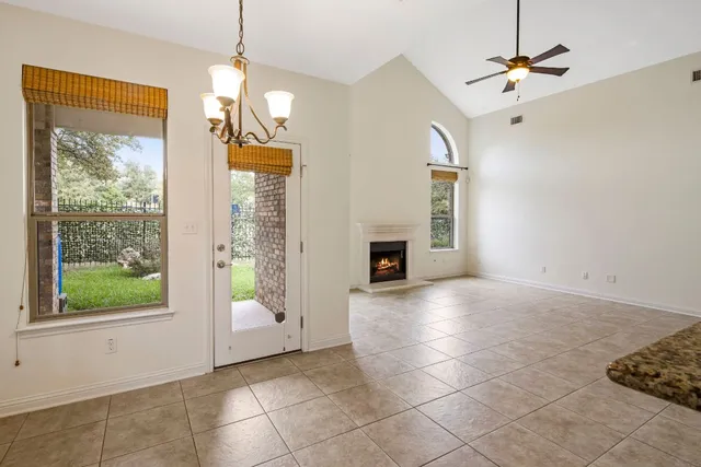 $3,350 | 15712 Sayan Cove, Bee Cave, TX 78738