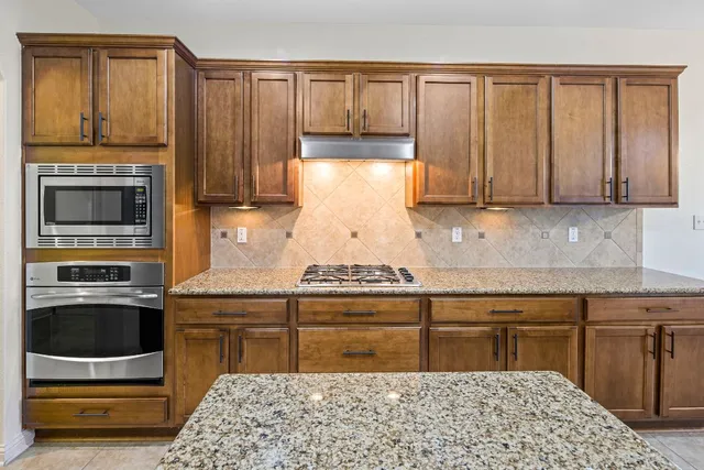 $3,350 | 15712 Sayan Cove, Bee Cave, TX 78738