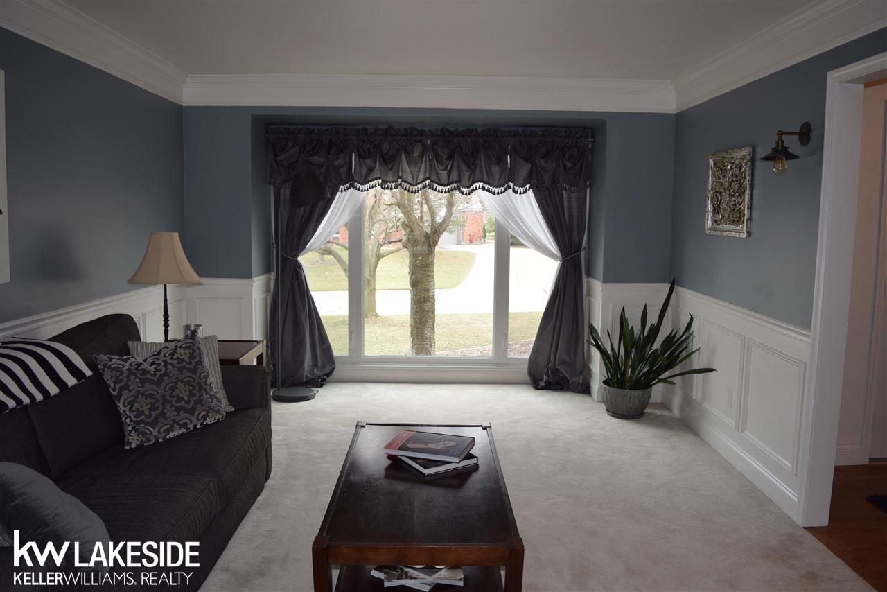 3199 Salem Drive Rochester, MI 48306 - Photo 9 of 64 31315844-8.JPG