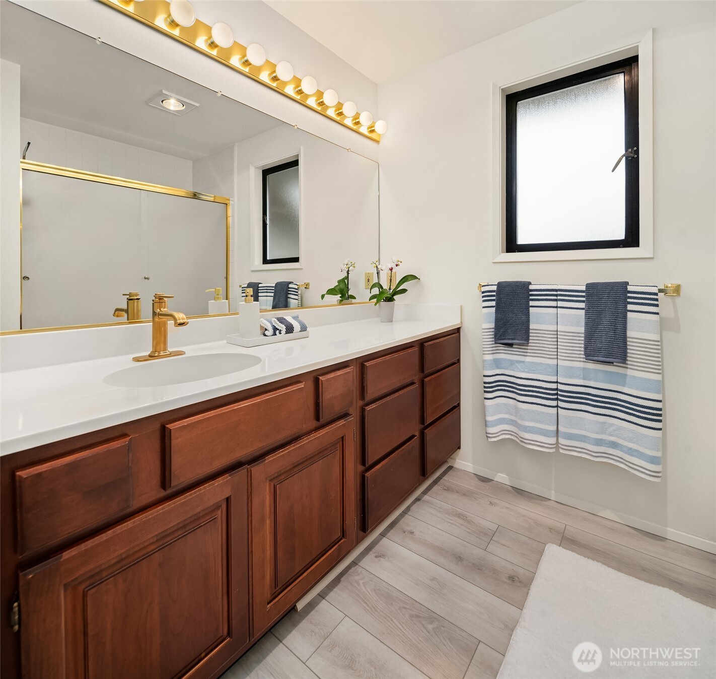 2682 Sunlight Beach Road Clinton, WA 98236 - Photo 25 of 39 Gallery Image 25