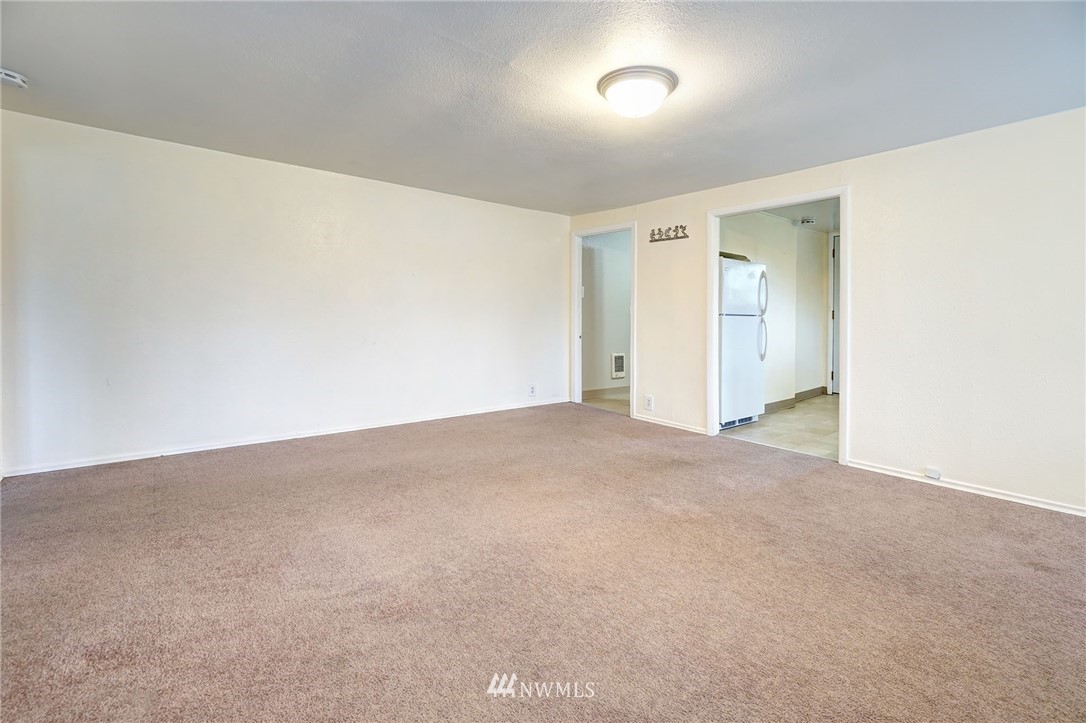 17620 116th Avenue Southeast Renton, WA 98058 - Photo 13 of 21 Gallery Image 13
