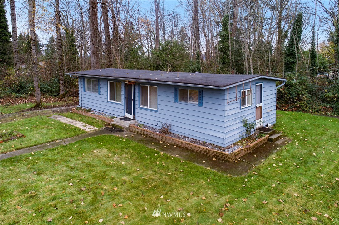 17620 116th Avenue Southeast Renton, WA 98058 - Photo 5 of 21 Gallery Image 5