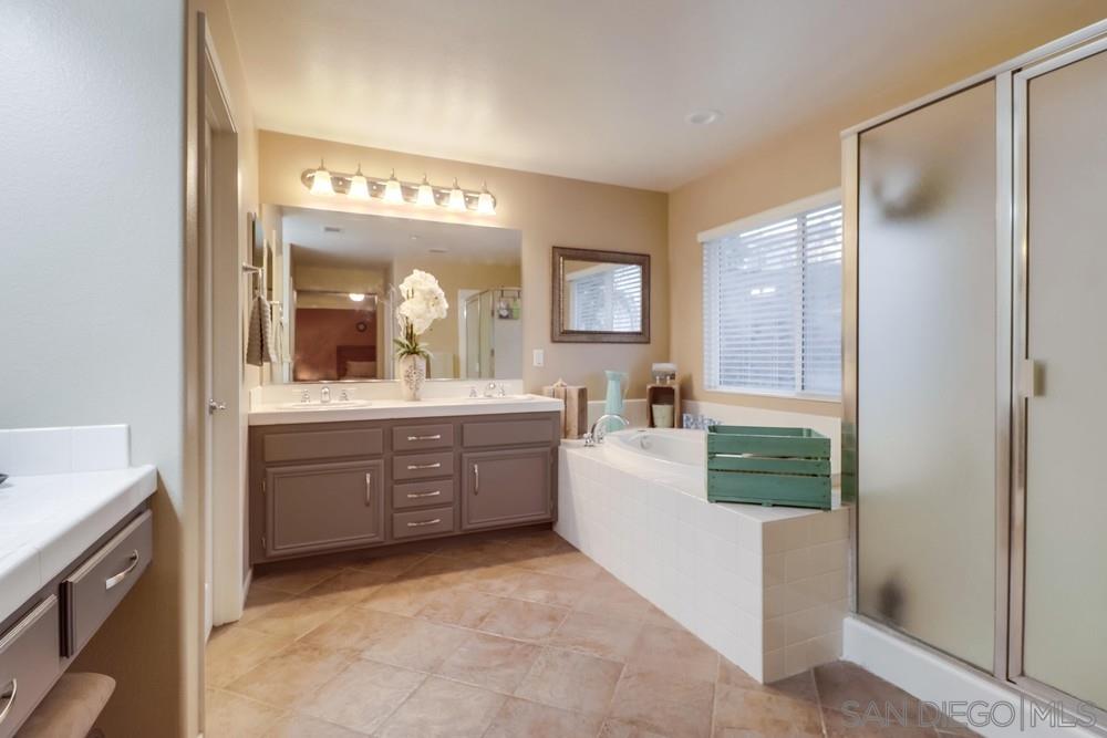 2228 Pointe Parkway Spring Valley, CA 91978 - Photo 14 of 25 Gallery Image 14