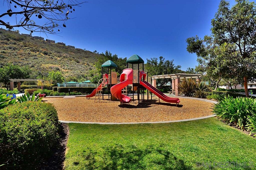 2228 Pointe Parkway Spring Valley, CA 91978 - Photo 21 of 25 Gallery Image 21