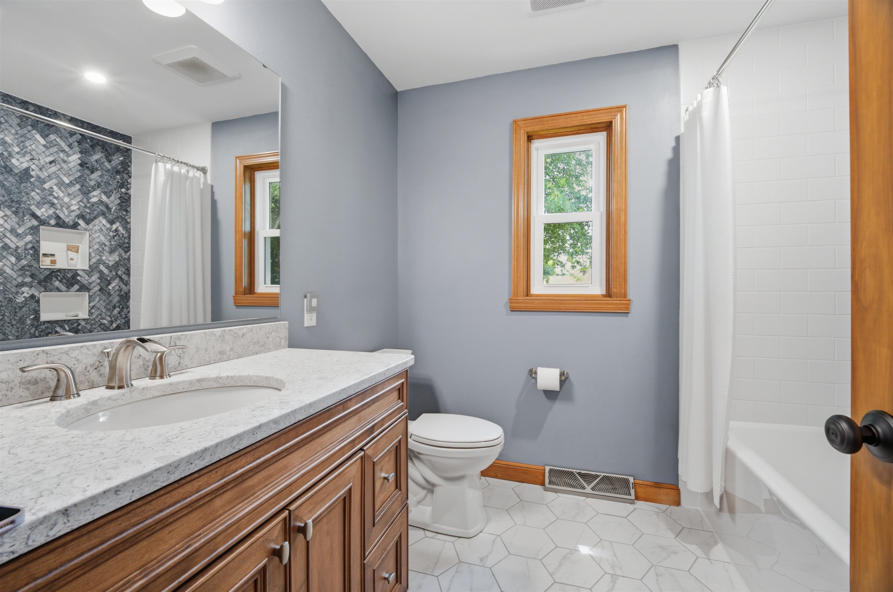 127 Barefoot Court Appleton, WI 54913 - Photo 22 of 57