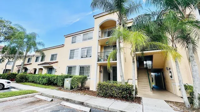 $205,000 | 1727 Village Boulevard, Unit 108, West Palm Beach, FL 33409