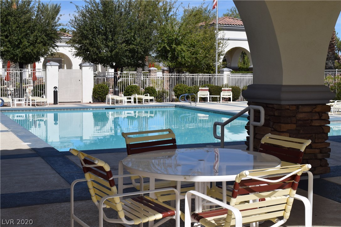 3225 Hill Valley Street Las Vegas, NV 89129 - Photo 15 of 17