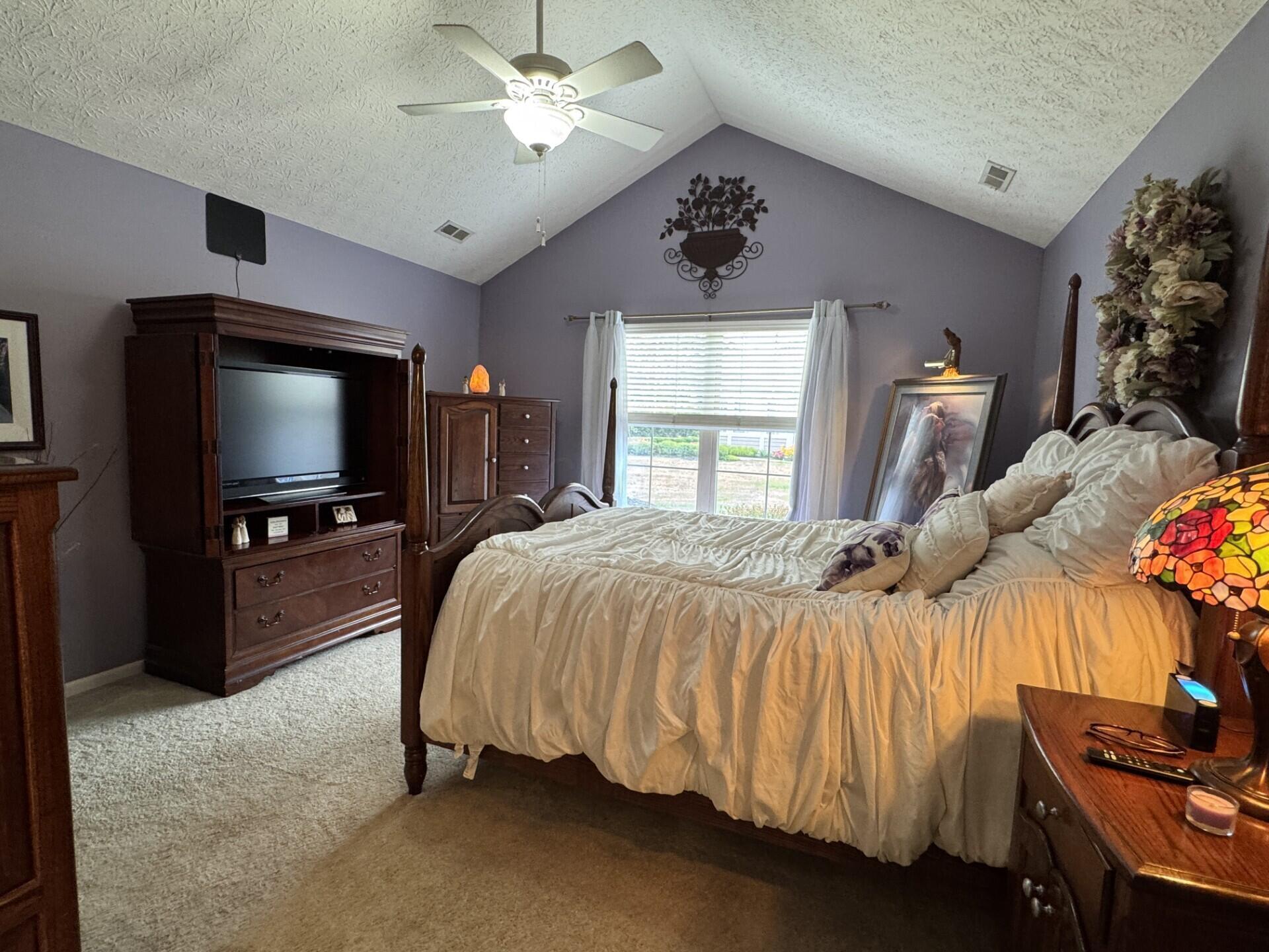 752 Kingsmead Road Westerville, OH 43082 - Photo 28 of 50 Owner ste. Video tour, youtube: 752 Kingsmead Rd Westerville