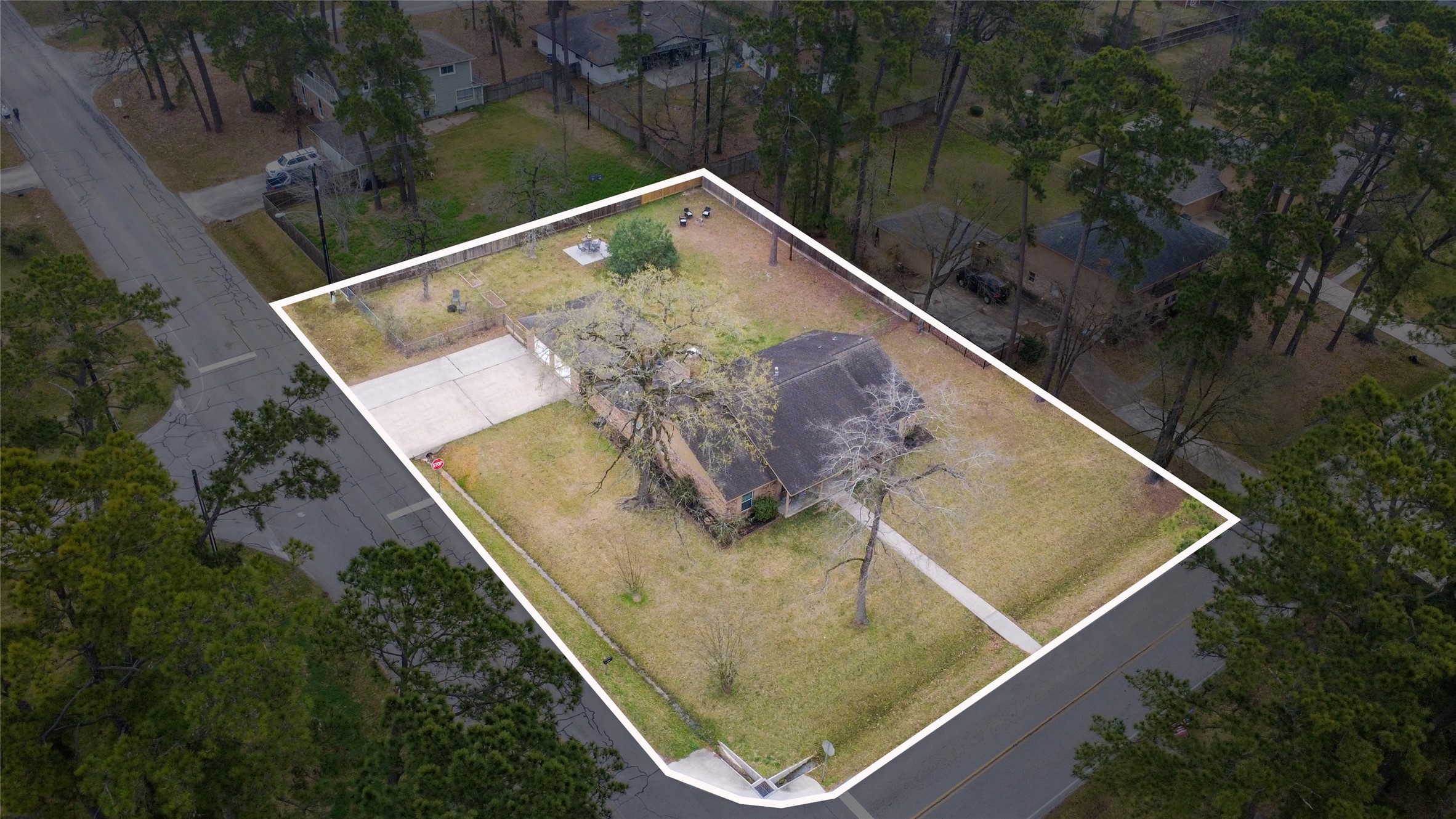 203 Ridgewood Drive Oak Ridge North, TX 77386 - Photo 38 of 39 a view of a small pool