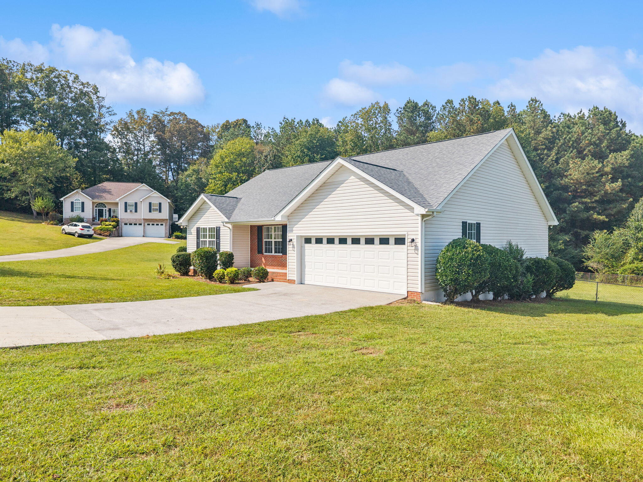 1016 Prince Way Dalton, GA 30721 - Photo 3 of 40 large-0199783c-fb03-73cf-a499-b47af7e6f1