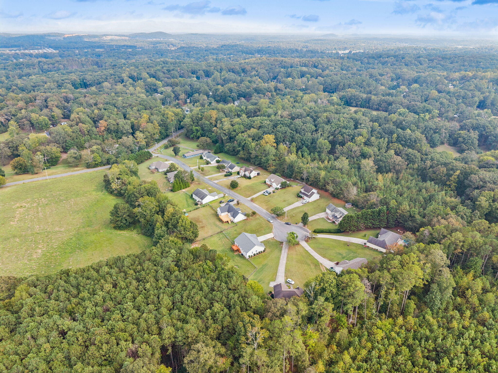 1016 Prince Way Dalton, GA 30721 - Photo 39 of 40 large-0199783d-06aa-70e1-b3da-971d39633d