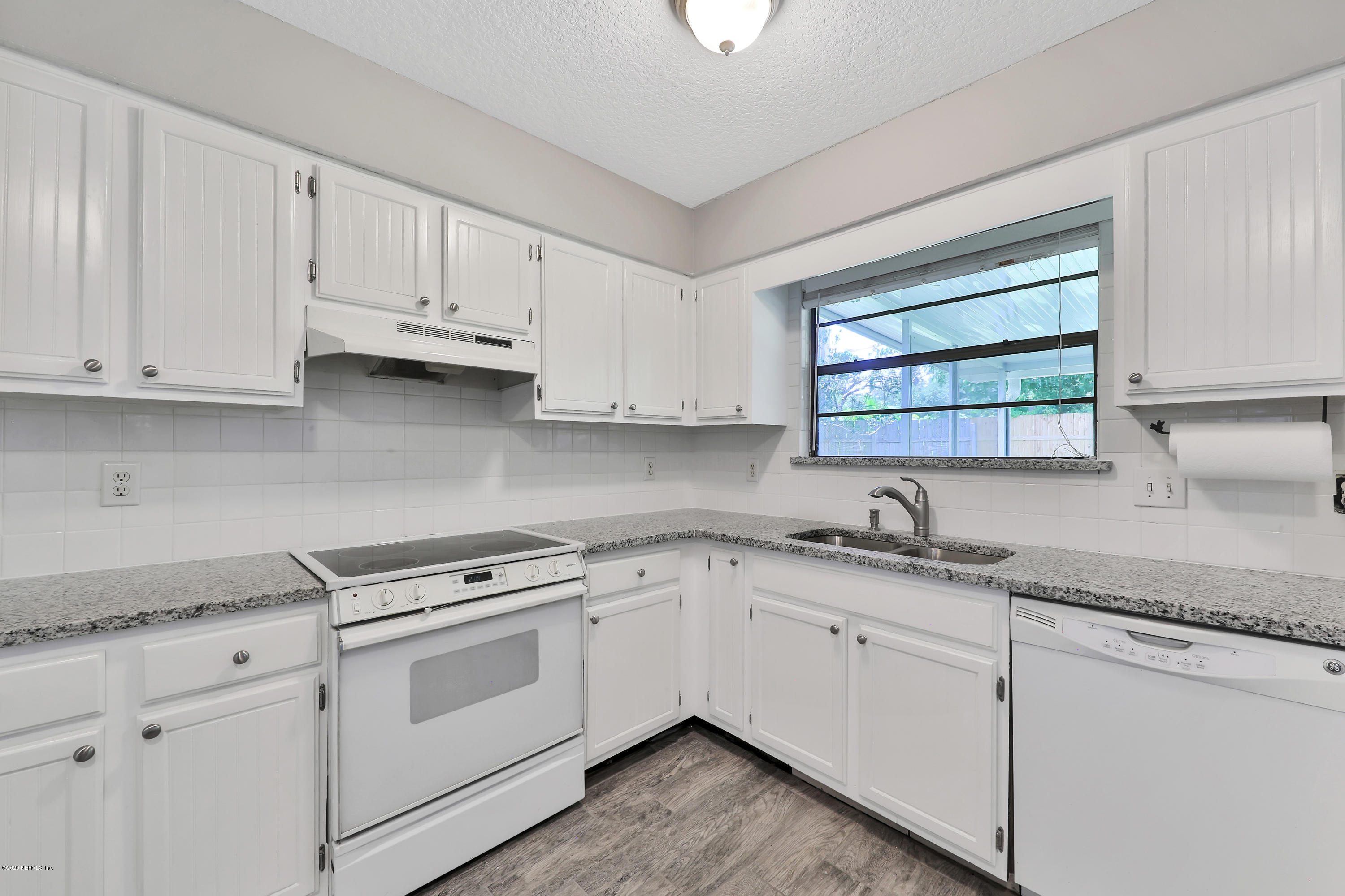 4414 Port Arthur Road Jacksonville, FL 32224 - Photo 2 of 34 1R4A1348
