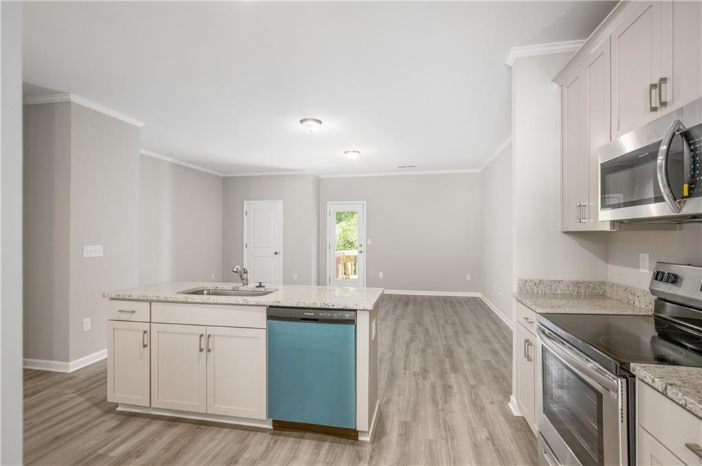 2826 Laurel Ridge Circle East Point, GA 30344 - Photo 7 of 25
