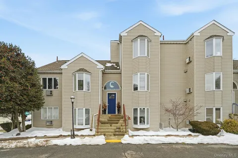 $510,000 | 152 Tier Street, Unit 211C | City Island