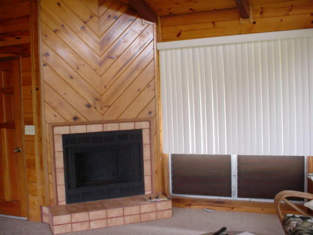52 Hoaka Road Hilo, HI 96720 - Photo 6 of 11 a view of a fireplace in a room