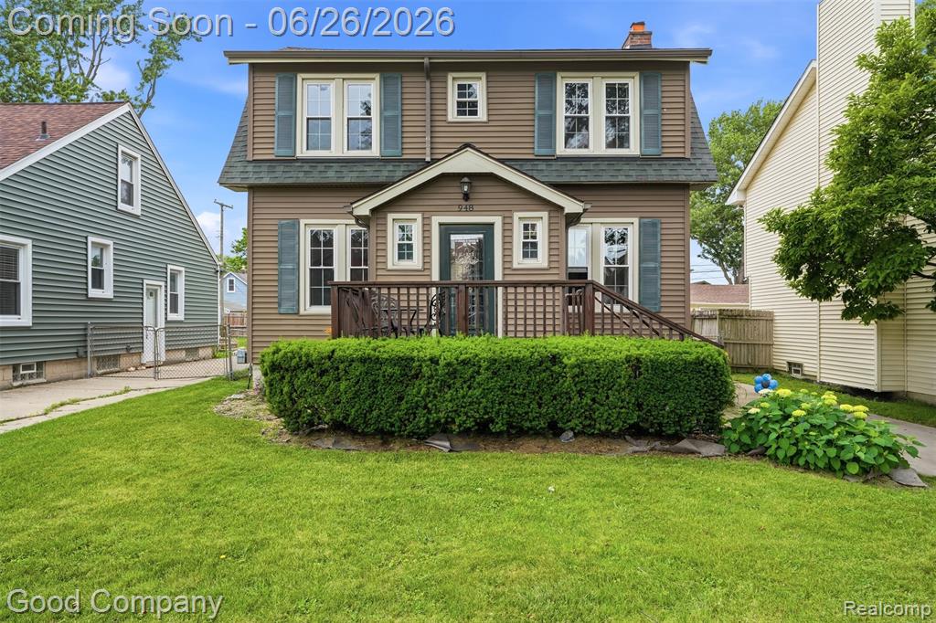 948 Cambridge Road Berkley, MI 48072 - Photo 1 of 43
