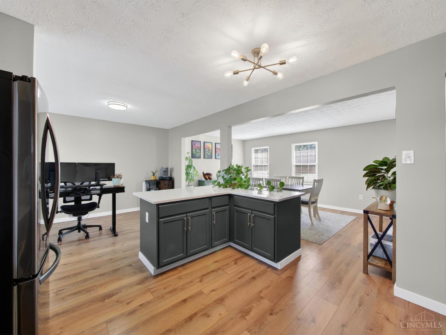 8713 Cox Road West Chester, OH 45069 - Photo 19 of 49