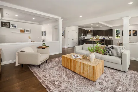 $1,695,000 | 13874 La Vigne Court Northeast, Bainbridge Island, WA 98110
