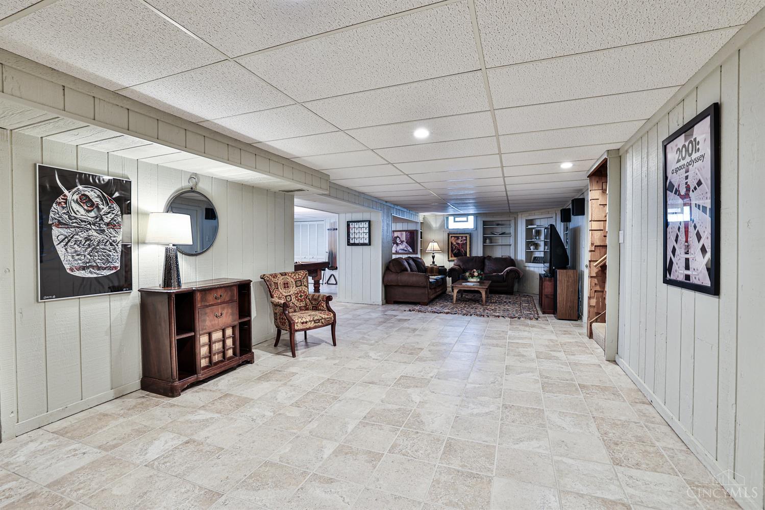 522 Riddle Road Cincinnati, OH 45231 - Photo 34 of 57 Gallery Image 34