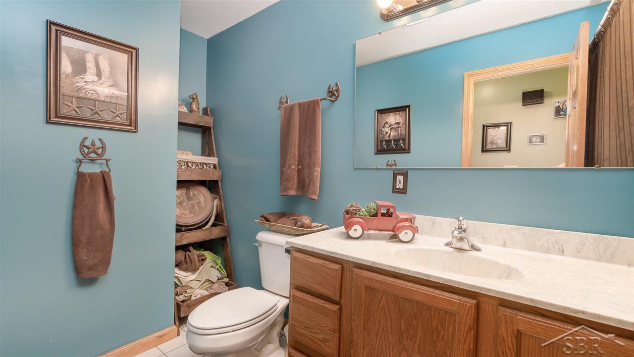 2258 South Duncan Road Midland, MI 48640 - Photo 18 of 35 50057800-17.JPG