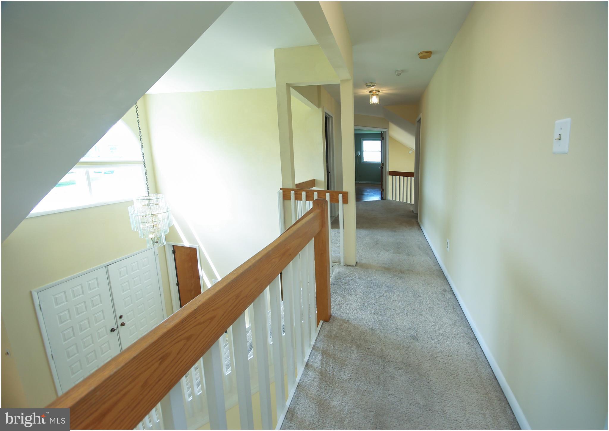 215 Ravenwood Road Exton, PA 19341 - Photo 18 of 22 Hallway