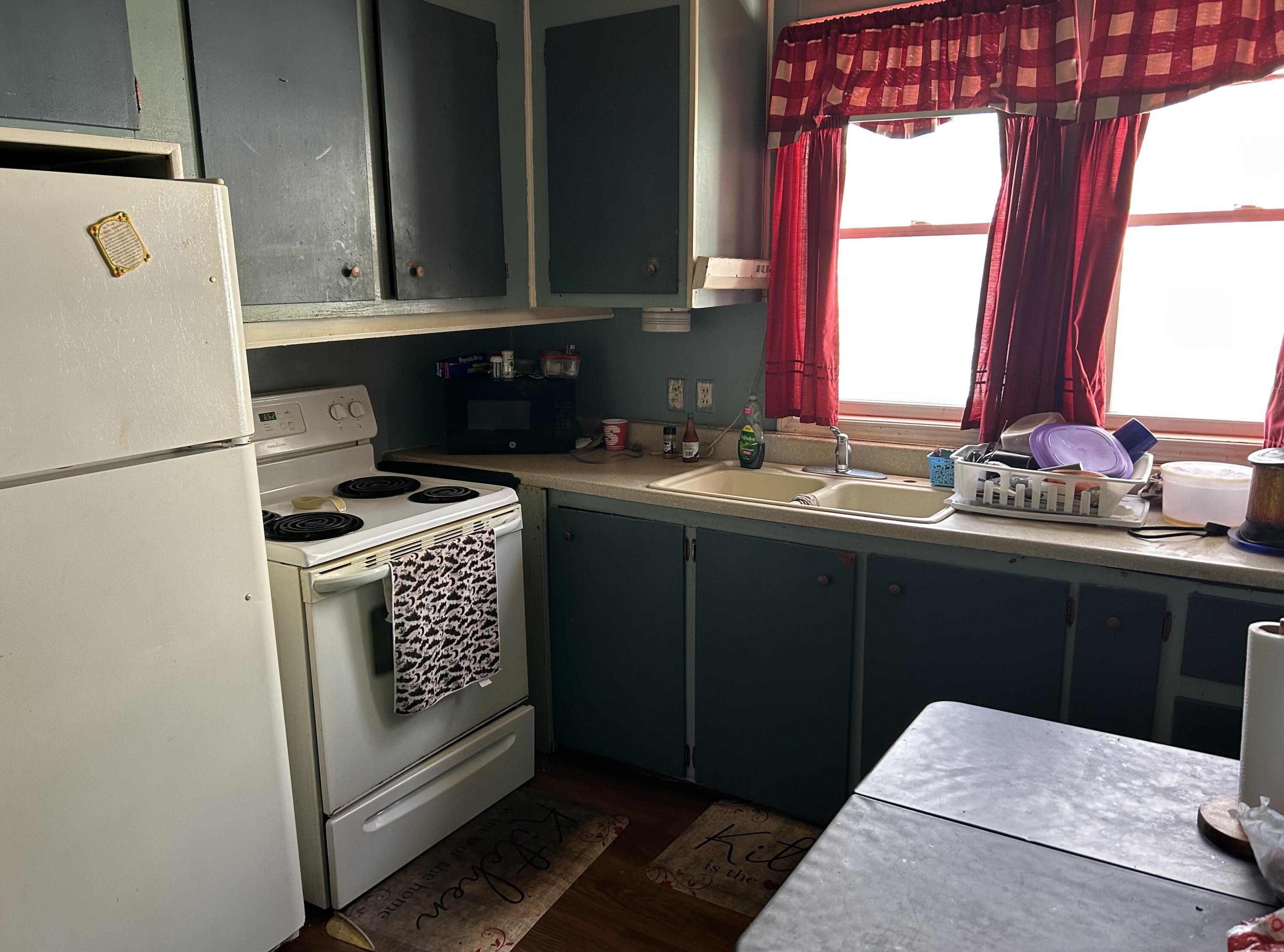 403 Walnut Street Dowagiac, MI 49047 - Photo 7 of 19 image7