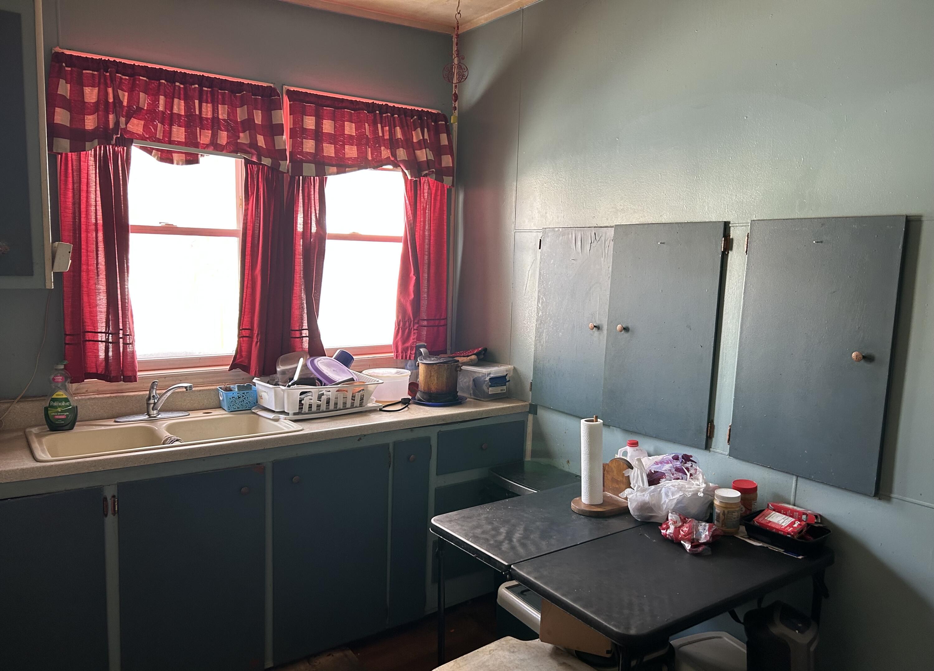 403 Walnut Street Dowagiac, MI 49047 - Photo 8 of 19 image8