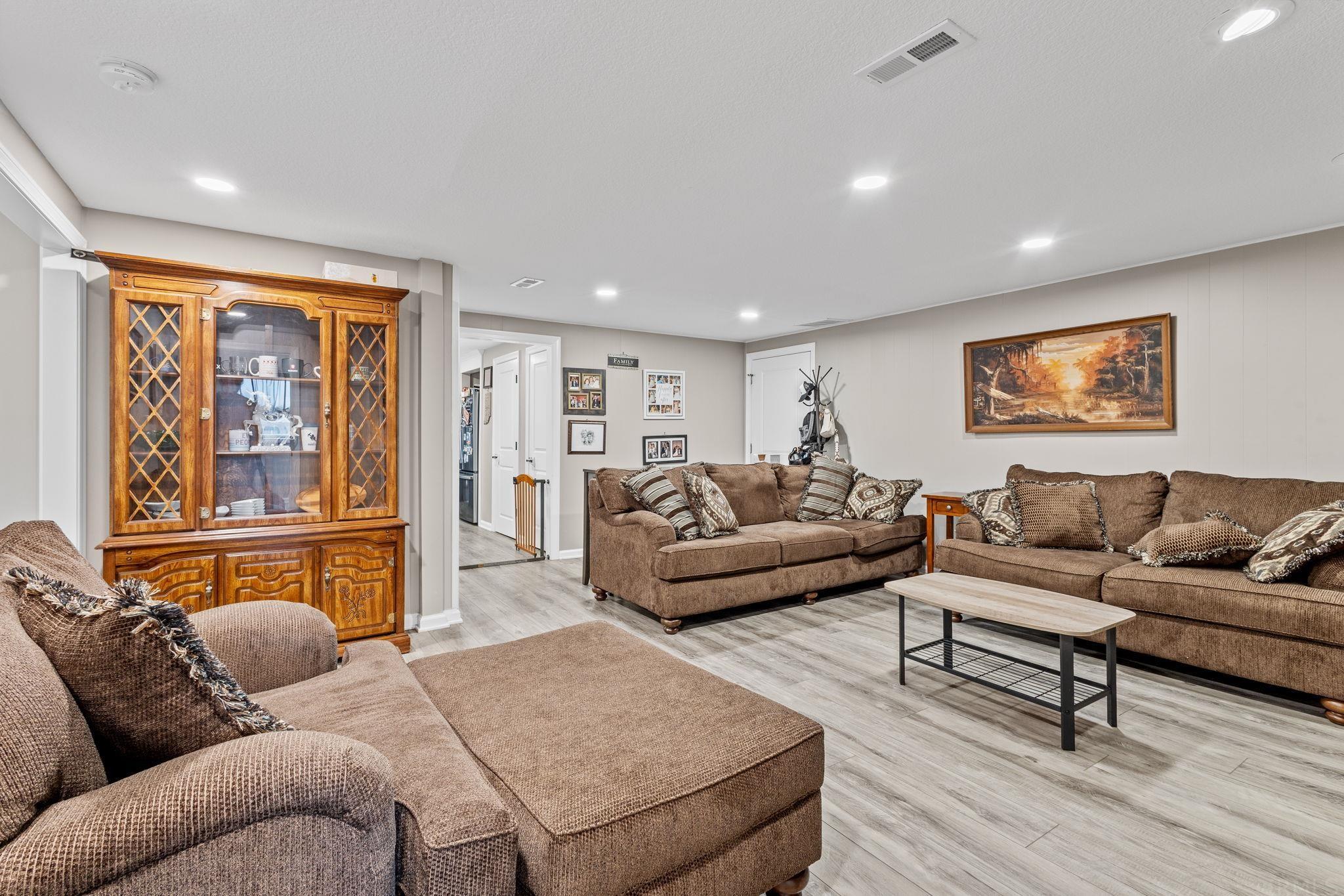 8728 Stellhorn Road Fort Wayne, IN 46815 - Photo 11 of 36