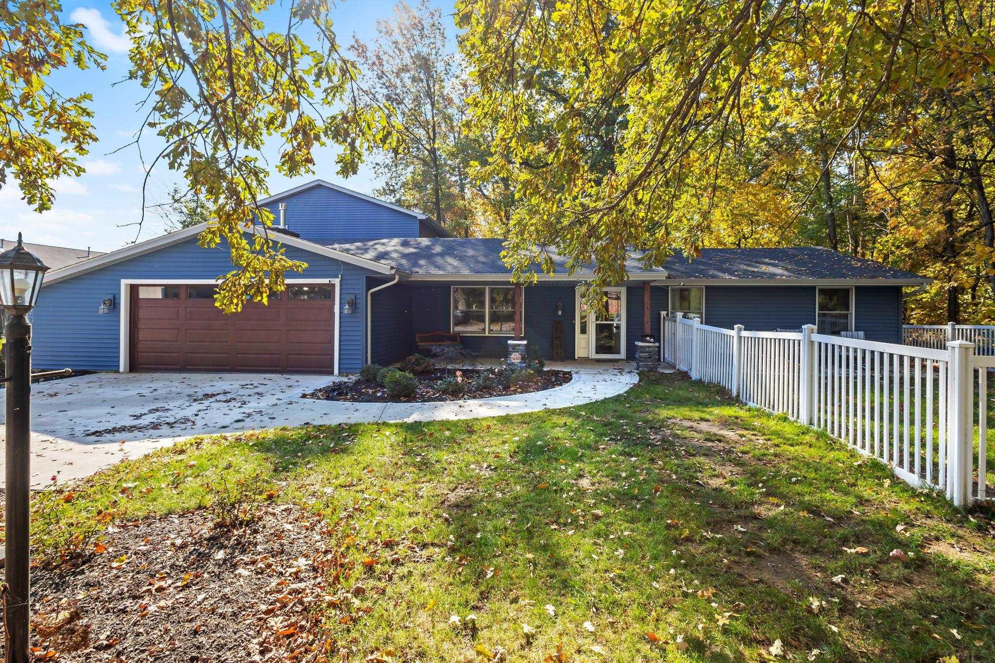 8728 Stellhorn Road Fort Wayne, IN 46815 - Photo 4 of 36