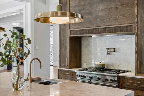 $8,500,000 | 4715 Northside Drive Northwest, Atlanta, GA 30327
