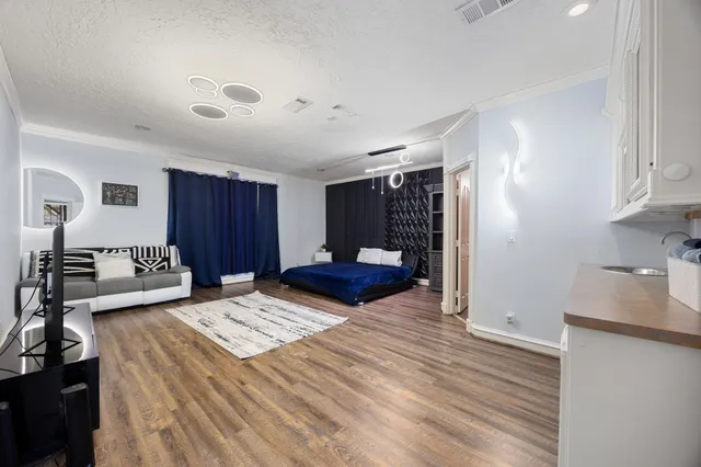 $3,300 | 21427 Tophill Drive, Spring, TX 77388