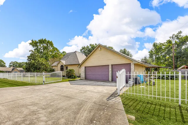 $3,300 | 21427 Tophill Drive, Spring, TX 77388