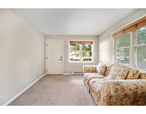 276 Gresham Street Springfield, MA 01119 - Photo 11 of 29 Gallery Image 11