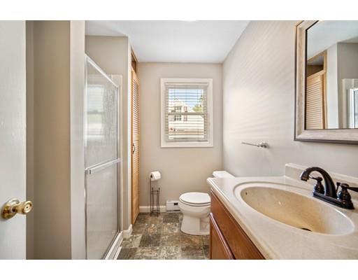 276 Gresham Street Springfield, MA 01119 - Photo 13 of 29 Gallery Image 13