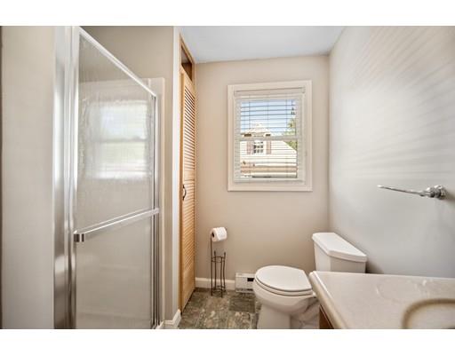 276 Gresham Street Springfield, MA 01119 - Photo 14 of 29 Gallery Image 14