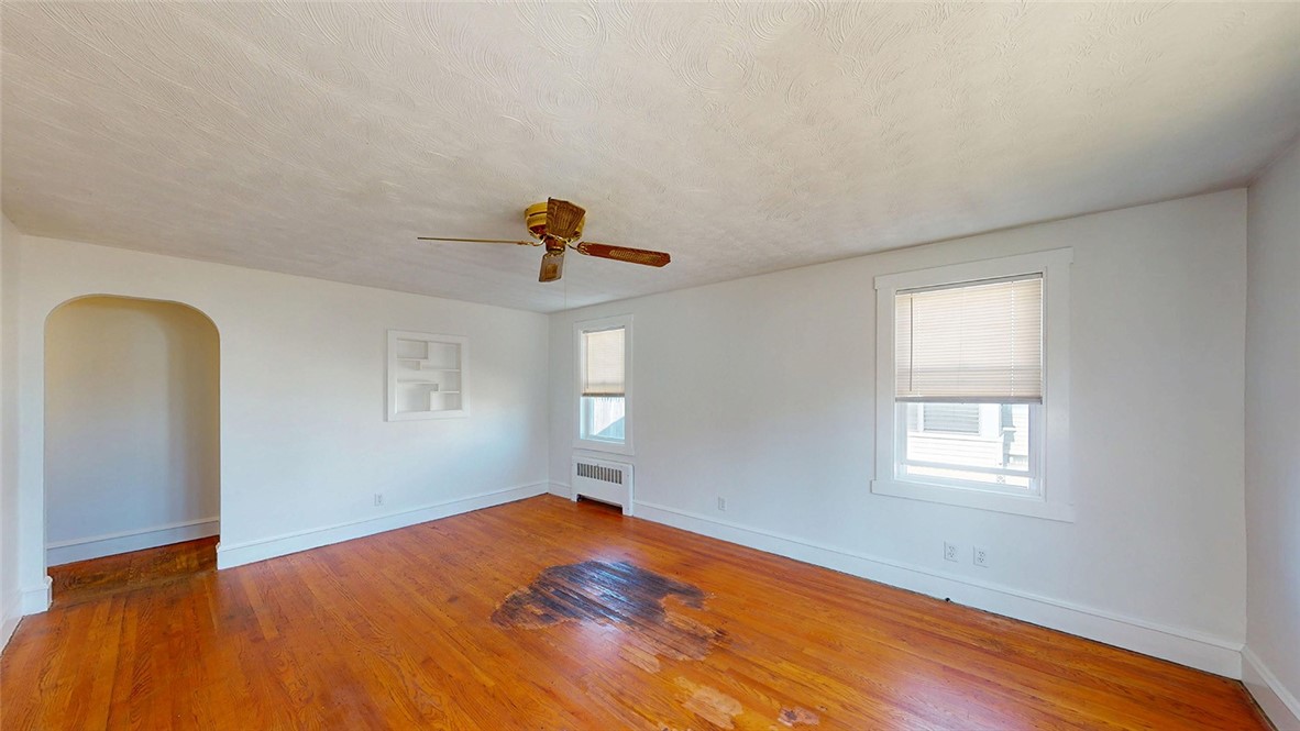 21 Benedict Street Pawtucket, RI 02861 - Photo 5 of 42
